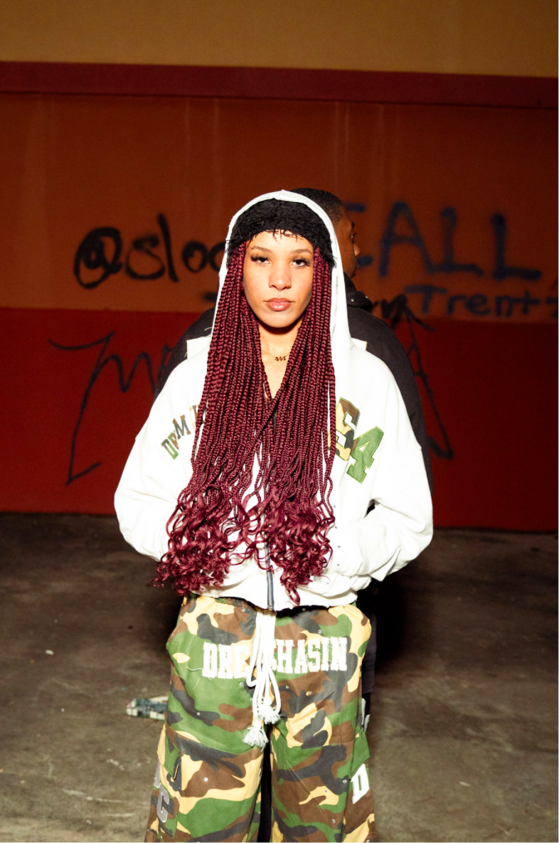 DC zip up hoodie white/ camo cropped