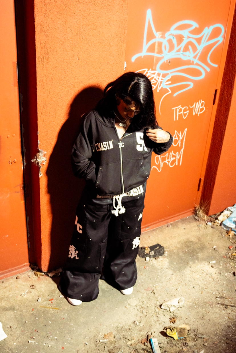 Oversize Black Cargo pants